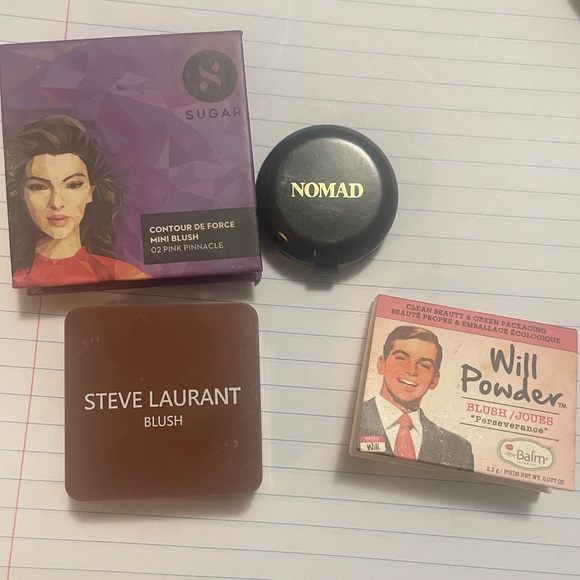 Blush bundle - Picture 2 of 3